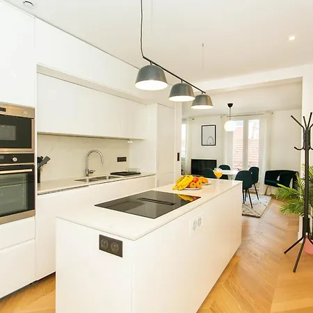 アパート Haussmann - 2br Near Champs-elysees - Vacation パリ