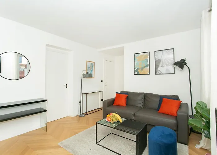 Апартаменты Haussmann - 2br Near Champs-elysees - Vacation *