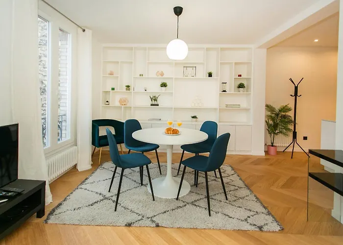 Апартаменты Haussmann - 2br Near Champs-elysees - Vacation *