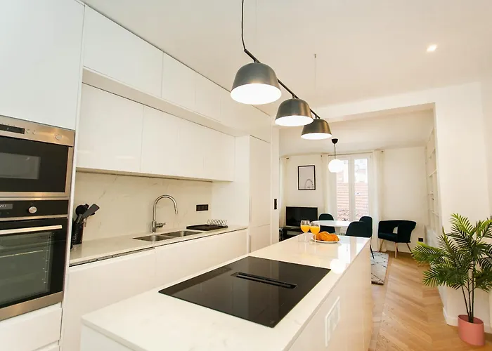 Haussmann - 2br Near Champs-elysees - Vacation Париж