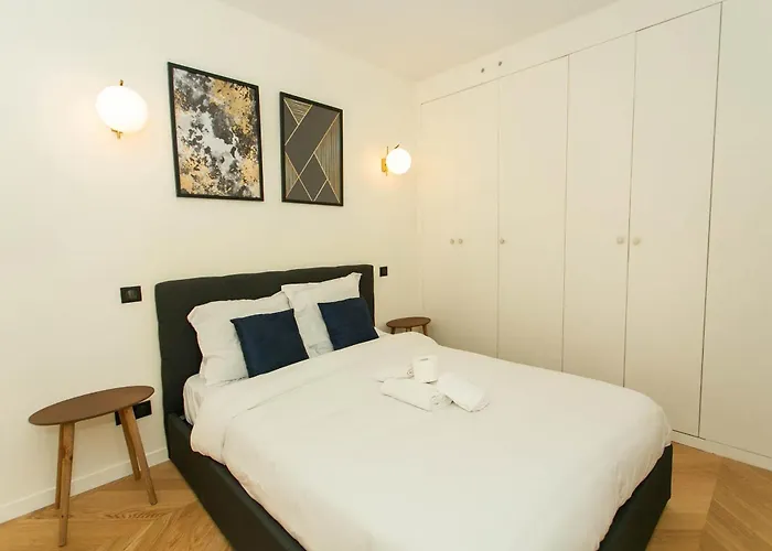Haussmann - 2br Near Champs-elysees - Vacation Париж