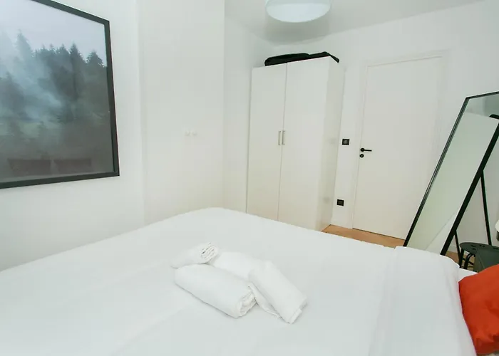 Haussmann - 2br Near Champs-elysees - Vacation Апартаменты Париж